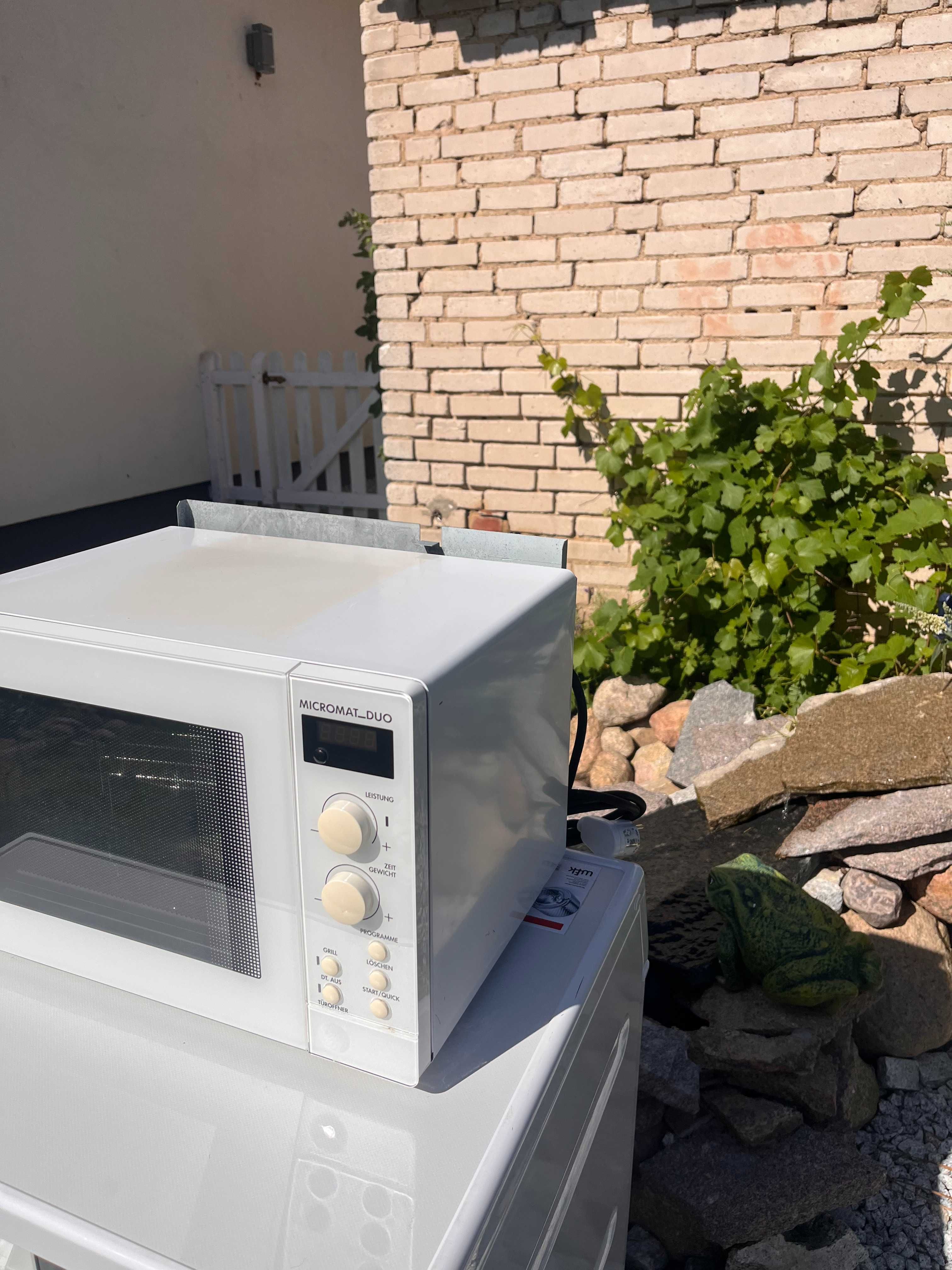 Kuchenka Mikrofalowa, Mikrofalówka AEG - Biała,900 W,Grill - Dowóz