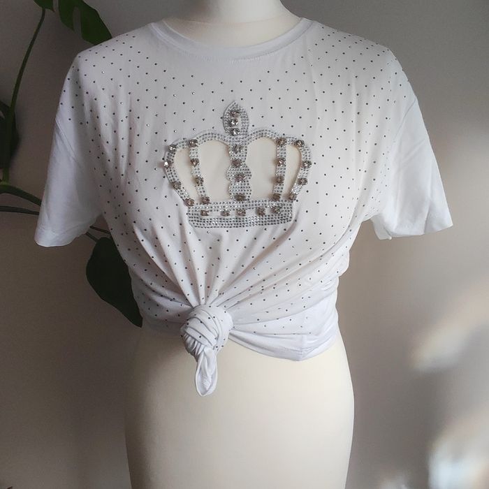 Bluzka z koroną w cyrkonie