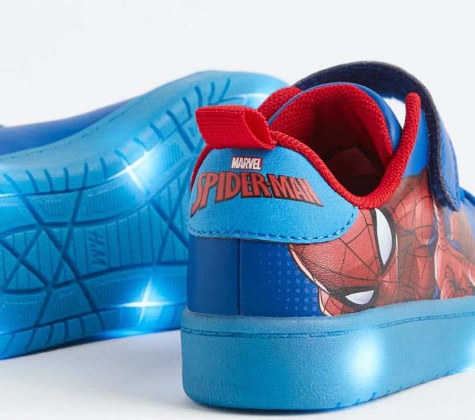 Spider-Man buty Świecące, led, migająca podeszwa NOWE 26 bliźniaki