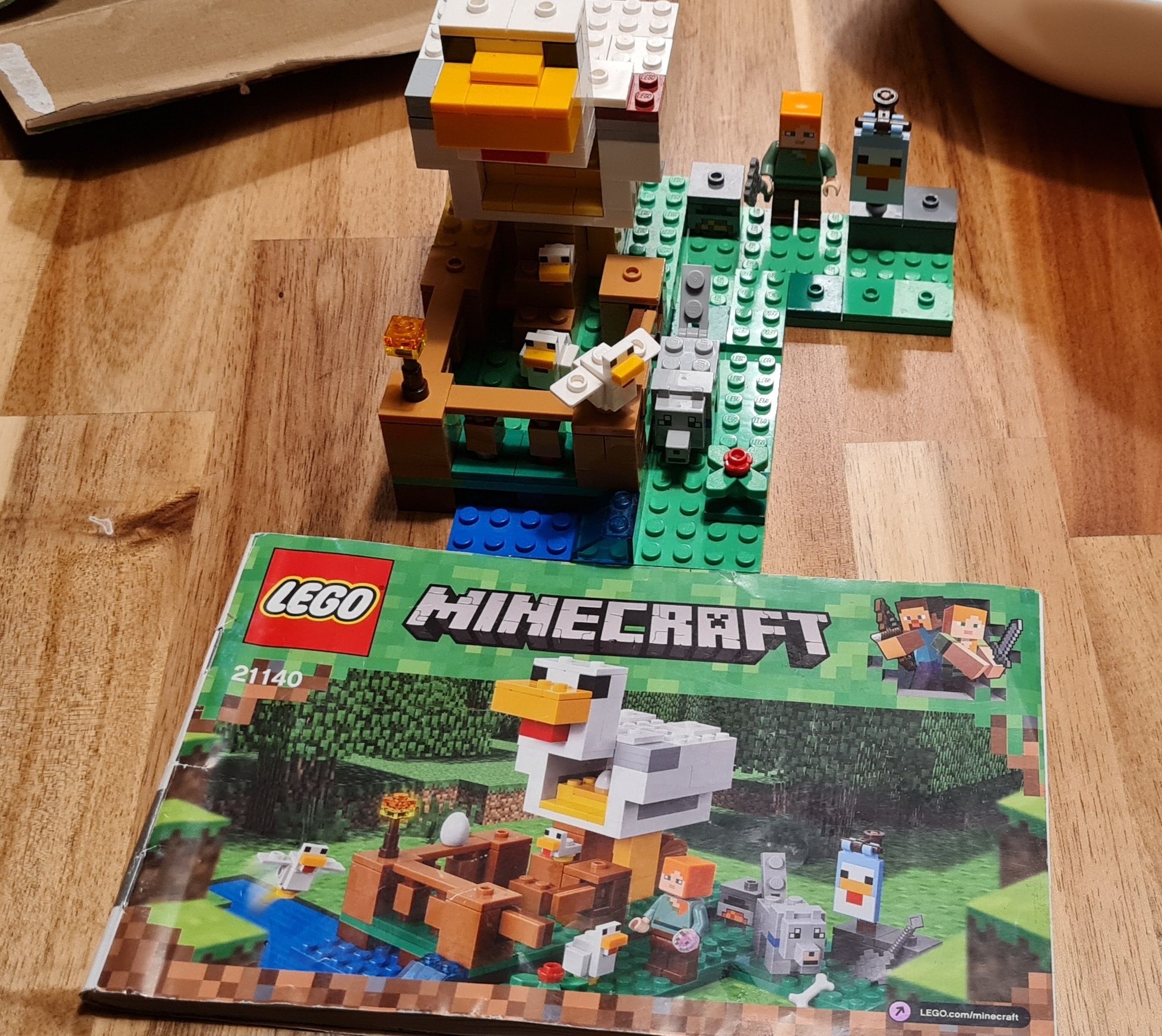 Zestaw klocków minecraft kurnik 21140