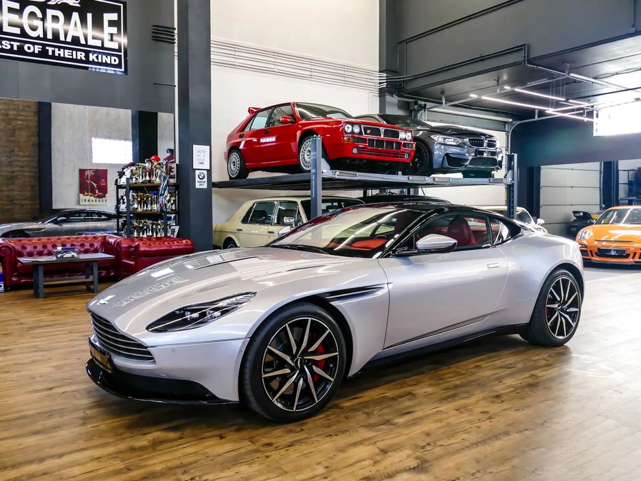 Aston Martin DB11 V12, Launch Edition, Bang&Olufsen, 1 of 1000, Lightning Silver