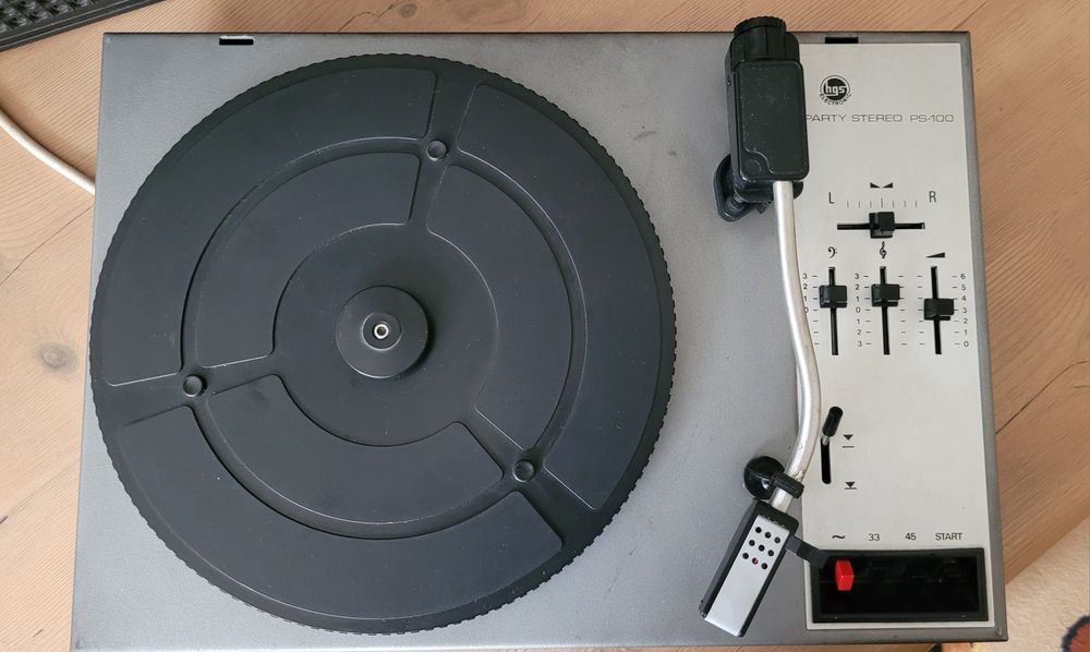 Gramofon Unitra Fonica HGS – kompaktowy klasyk z 1984 roku