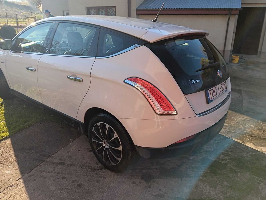Lancia Delta 1,4 2008r. 120km