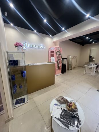 Odstąpię lokal salon kosmetyczny w pełni wyposażony centrum Katowic