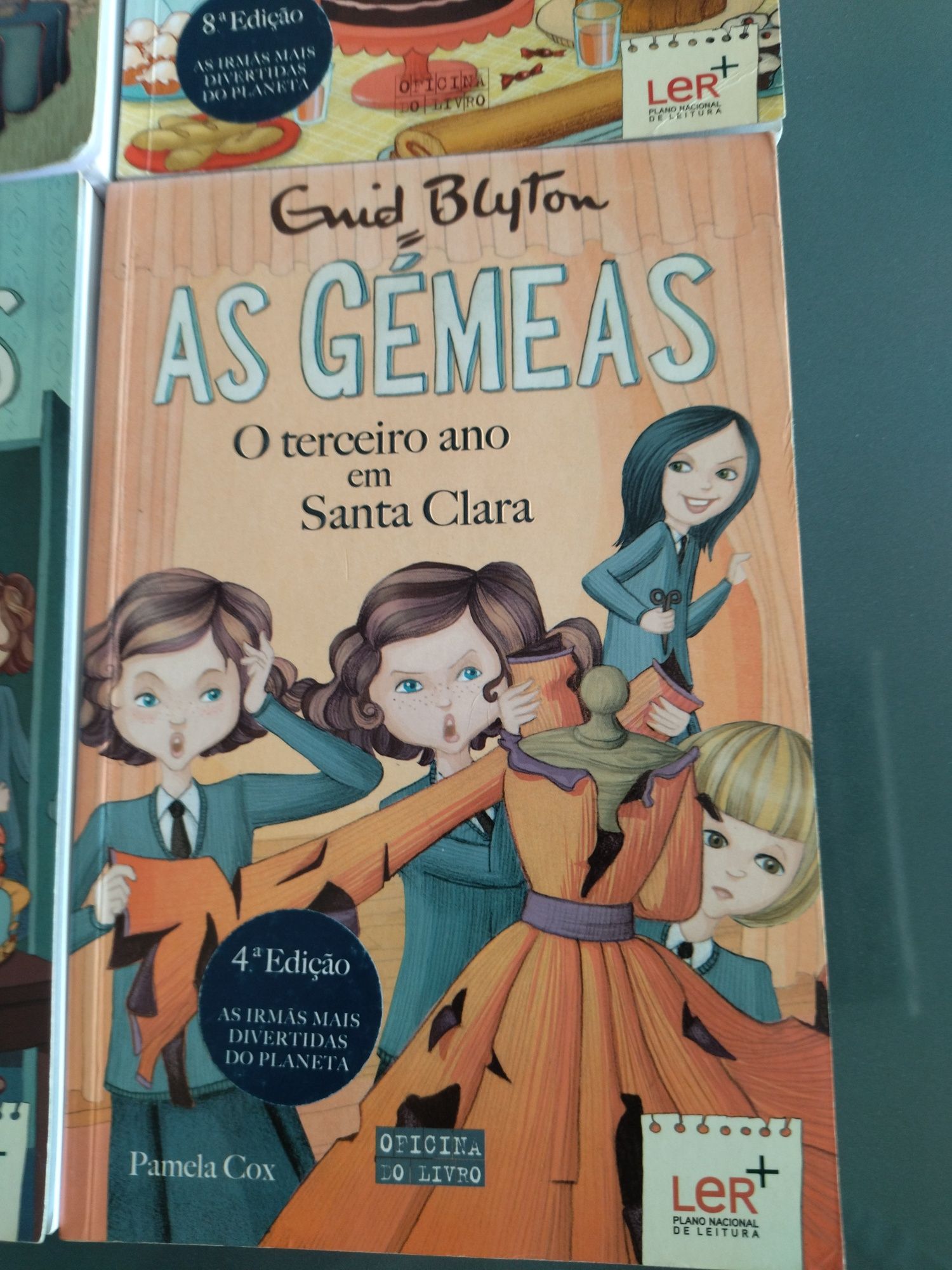 5 X Livros da série "As gémeas"