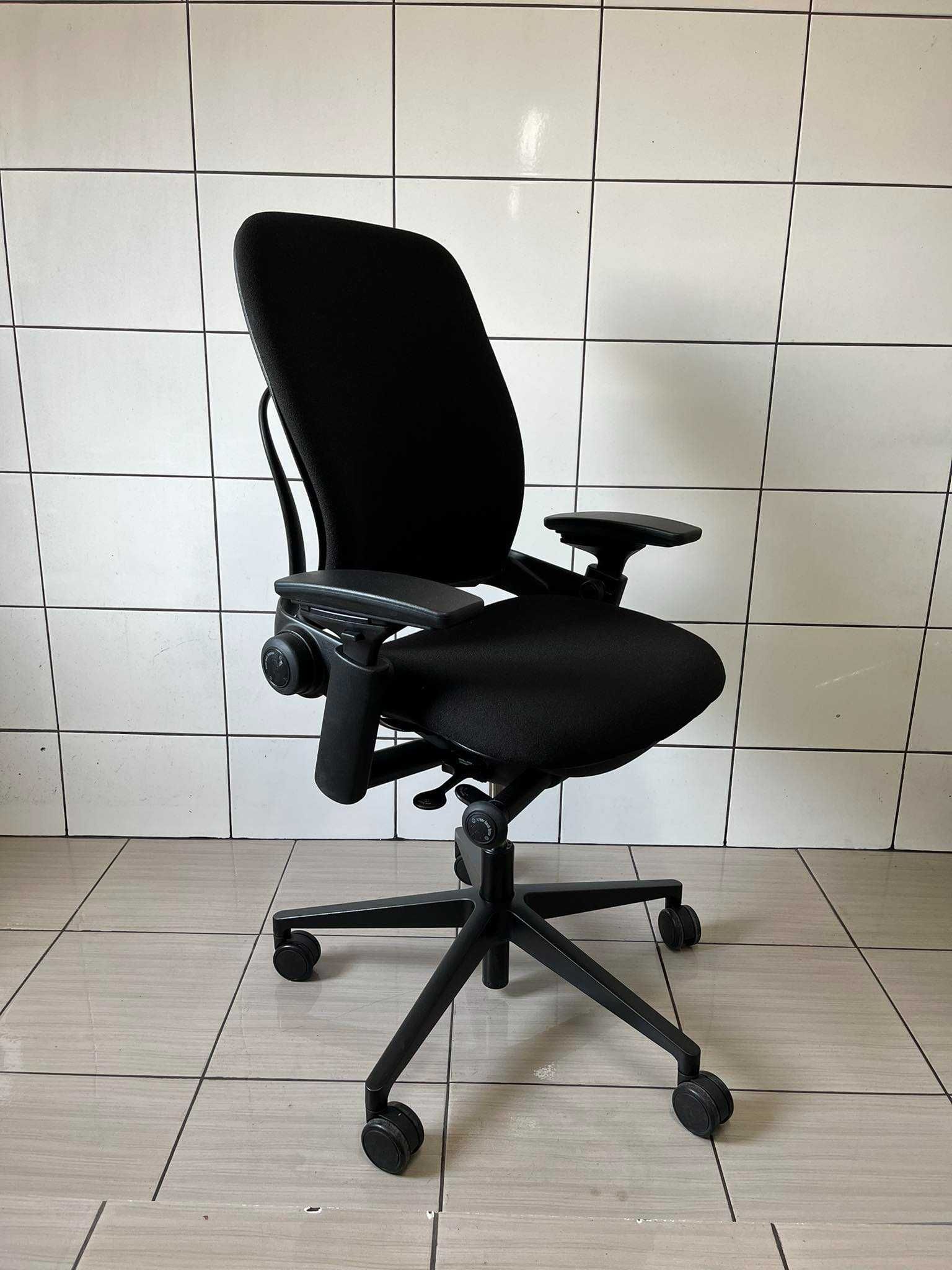 Fotel biurowy krzesło obrotowe Steelcase Leap V2 OKAZJA!