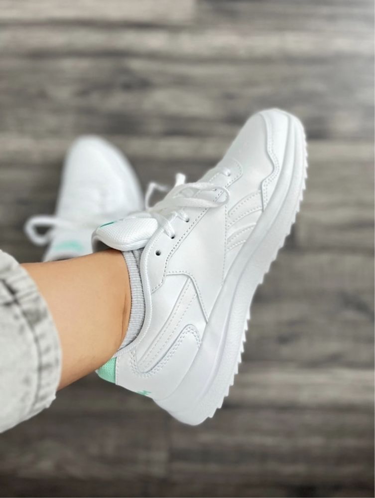 Reebok 38,5 eleganckie