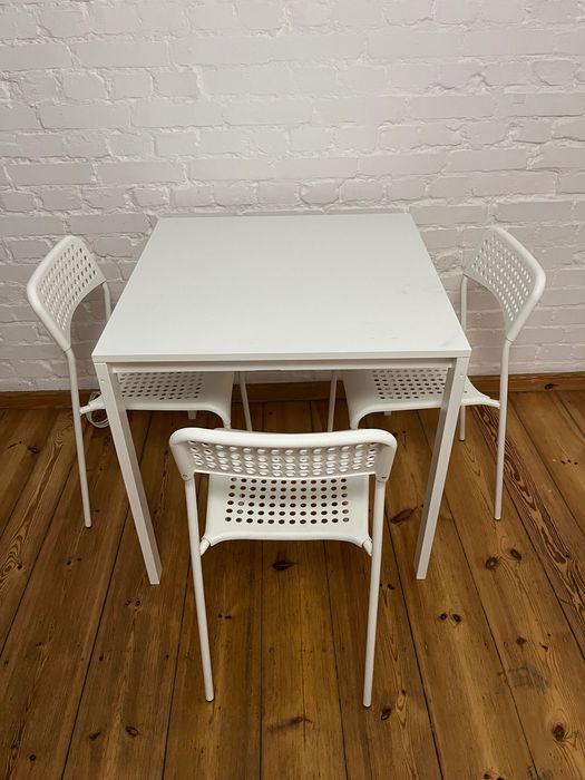 Stół Melltorp IKEA 75cm x 75cm biały