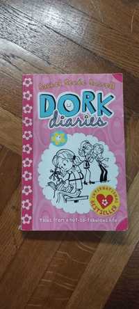 dork diaries щоденник Ніккі