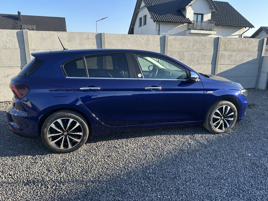 Fiat Tipo 1.4i Mirror 2019r 114000km przebiegu.
