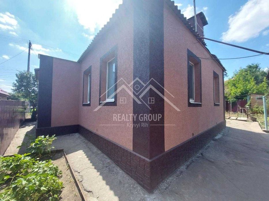 Продаж будинку з господарчими спорудами у ЦМ р-ні ( МОПР )