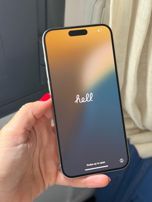 IPhone 15 Pro Max 256 gb C/ Garantia