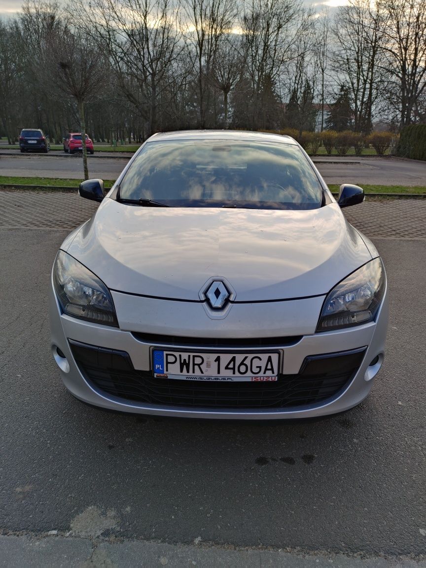 Sprzedam piękną Renault Megane 3 LPG 1.6 16V rok 2011. Tylko 132tys.km