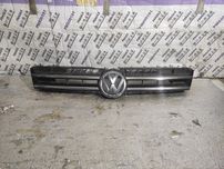 Решітка ришотка центральна Туарег таурег Touareg Tuareg NF Volkswagen