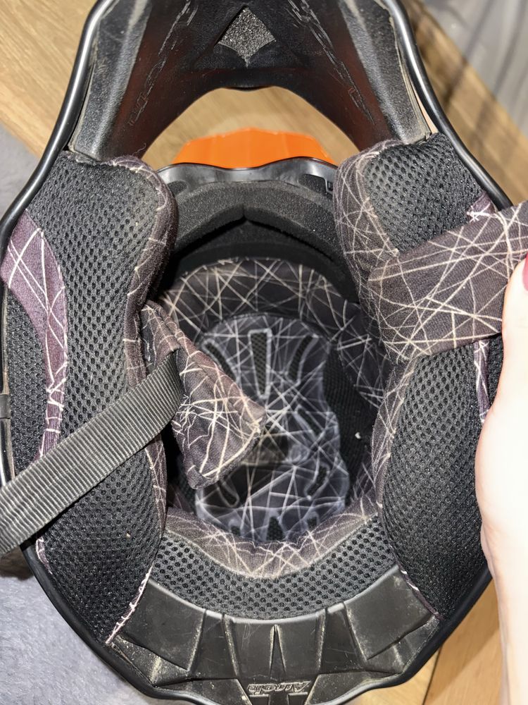 Kask Airoh na crossa