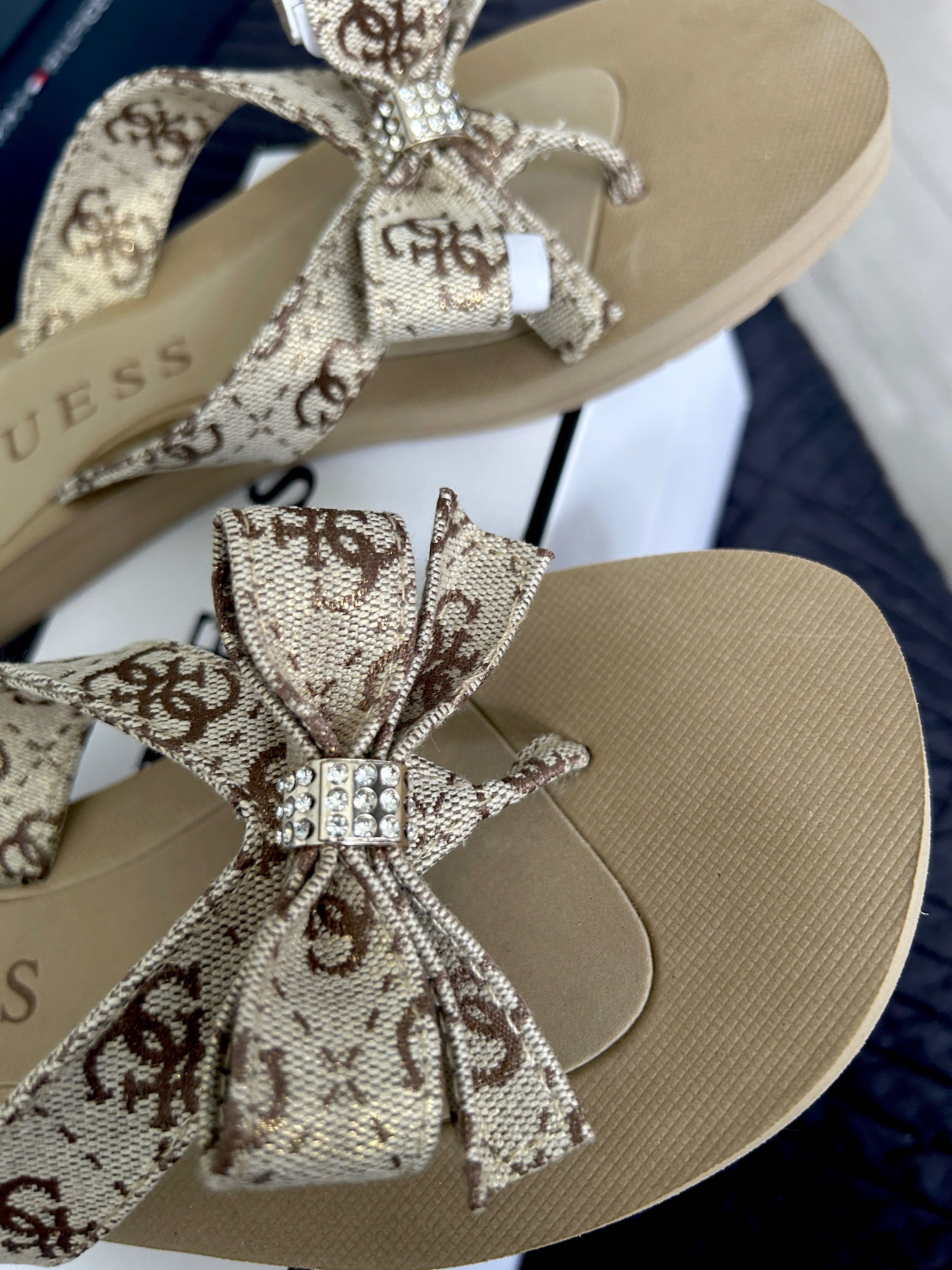 Guess klapki roz 37