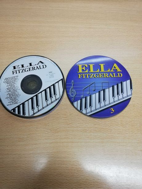 CD de Ella Fitzgerald em caixa de chapa