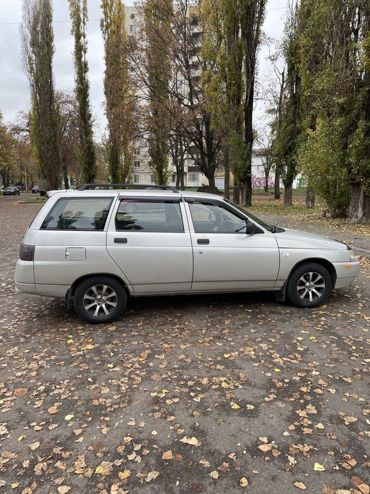 Продам Ваз 2111 универсал 8клп