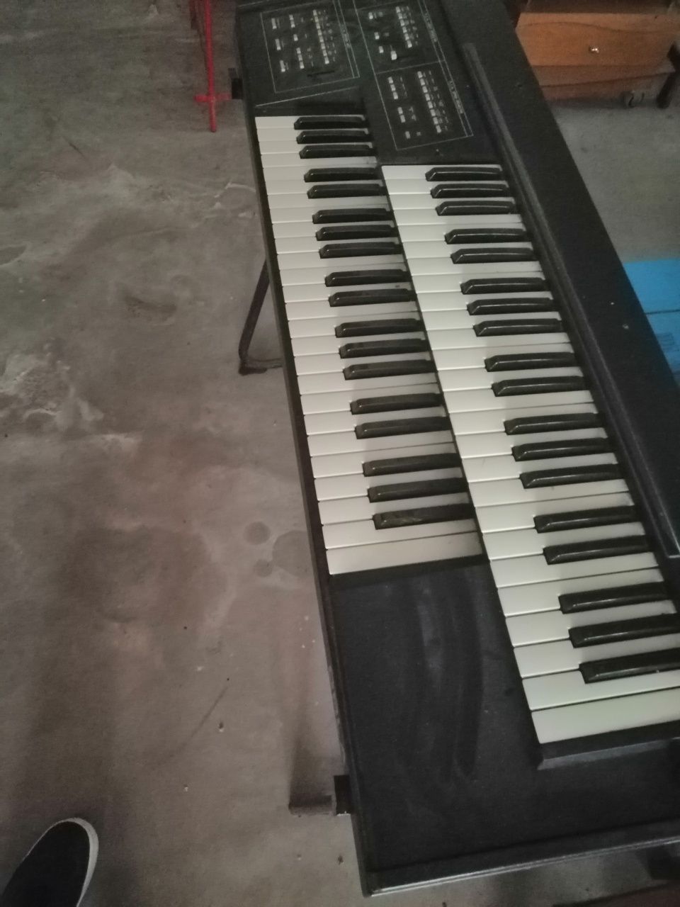 Piano com 2 teclados