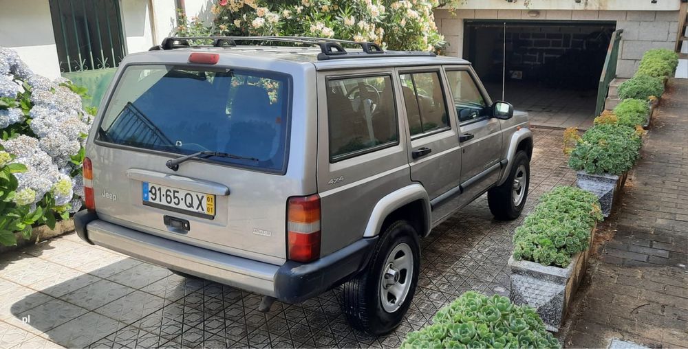 Jeep Cherokee 2.5 2001
