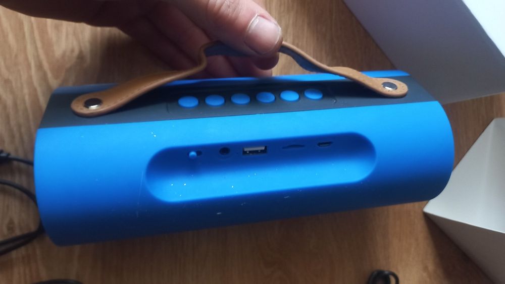 Блютуз колонка 2х5вт