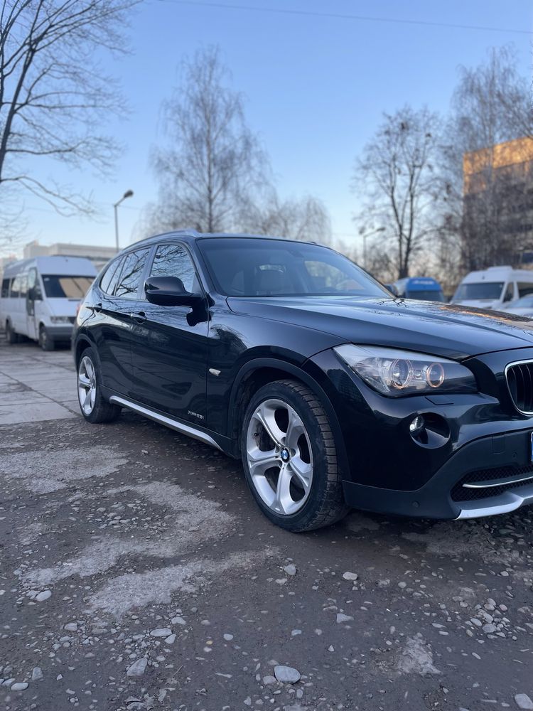 Офіціал E84 bmw x1