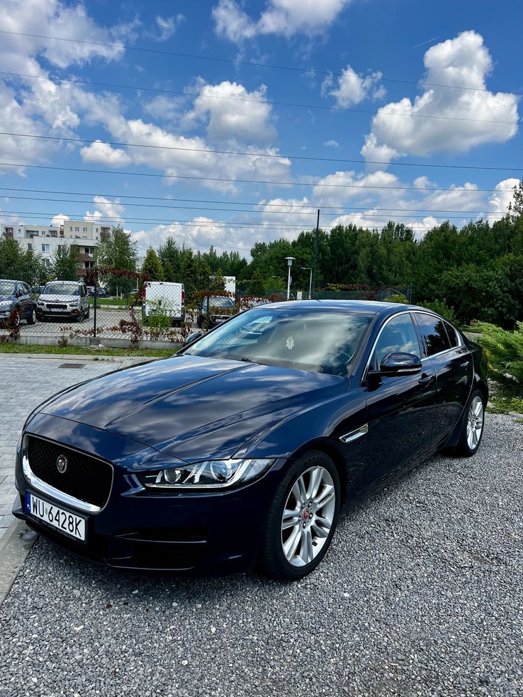 Jaguar XE 180 d, krajowy, bezwypadkowy, f vat 23%, 44 netto
