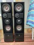 Kolumny Quart 890 MCS