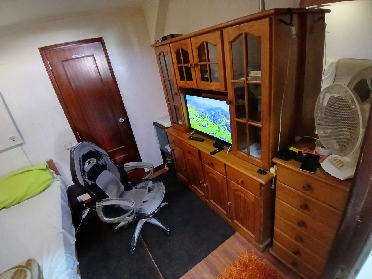 Particular,  vende garagem externa Rinchoa