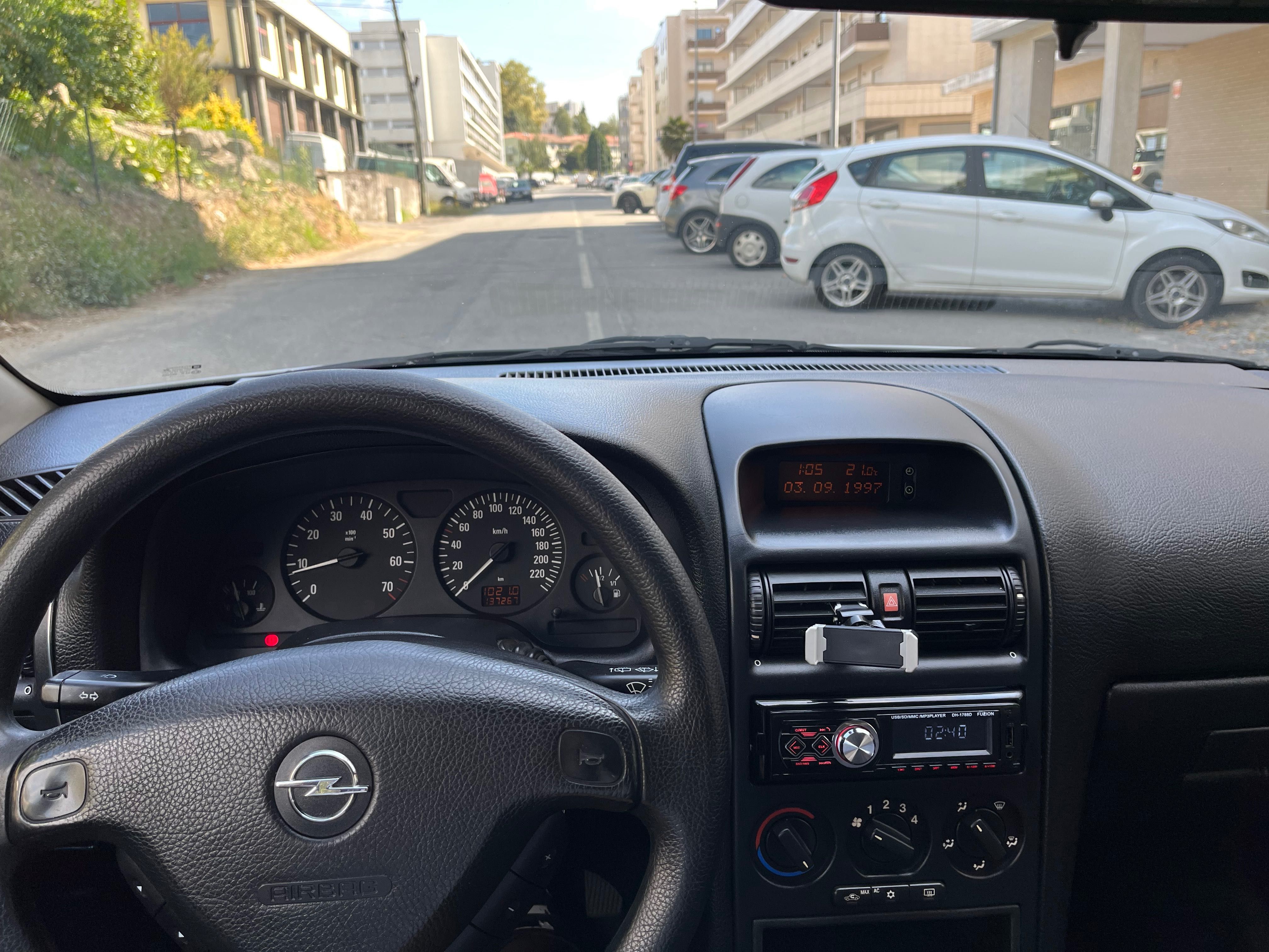 Opel astra 1.4 gasolina