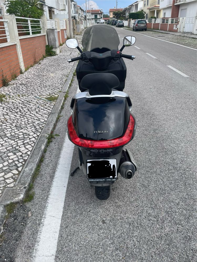 Piaggio X8 200 (excelente condição)