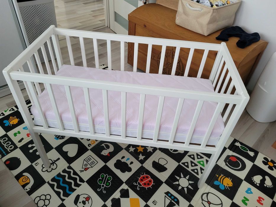 Łóżeczko dziecięce "Woodies" + materac