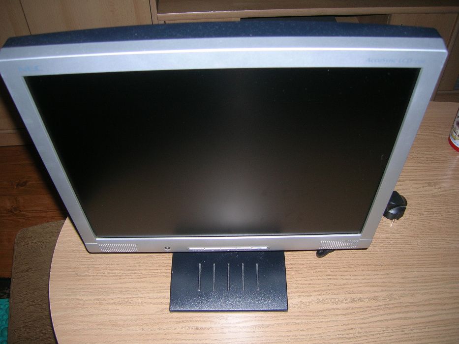 NEC AccuSync LCD72VM 17` Monitor