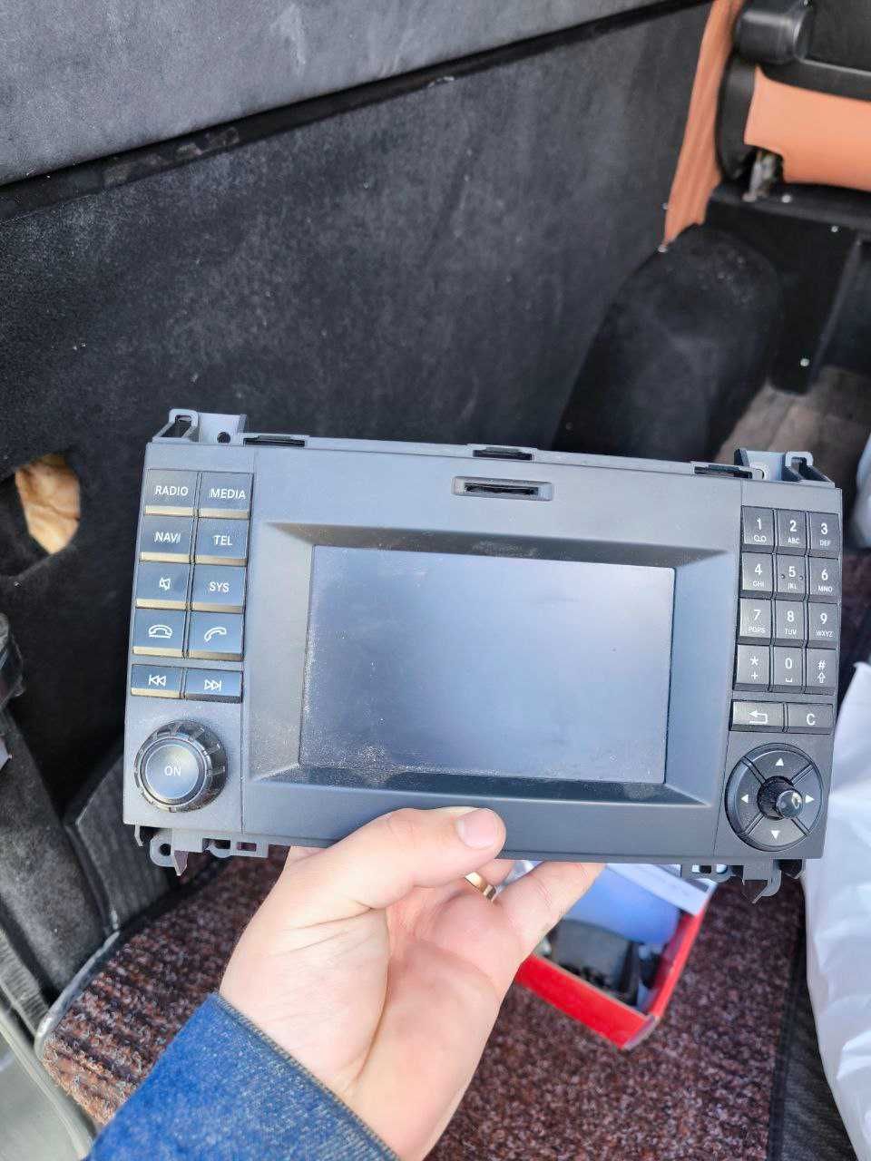 Магнітола від Спрінтера 906 під камеру штатна оригінальна