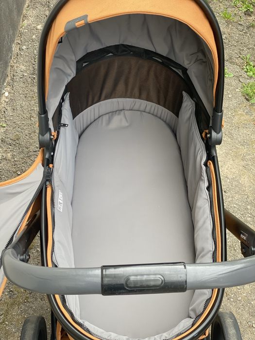 Продам коляску anex L/type