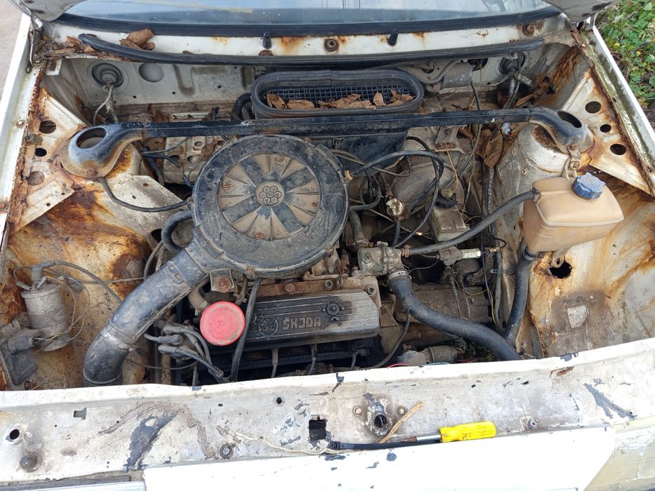 Продам шкода форман на повному ходу недимить пиридачі не вибивають.