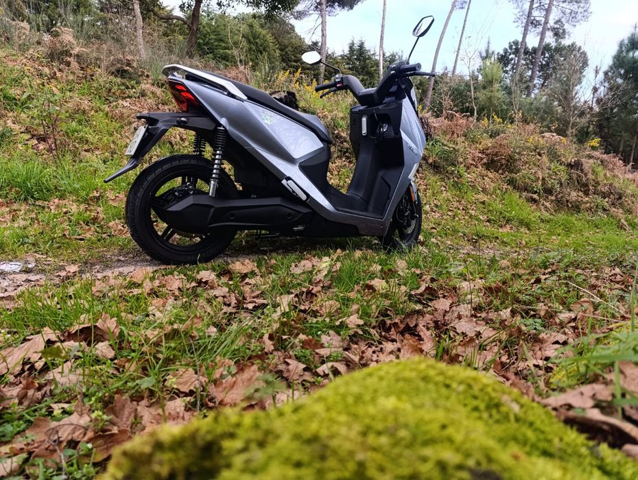 Horwin SK3 125CC com duas baterias