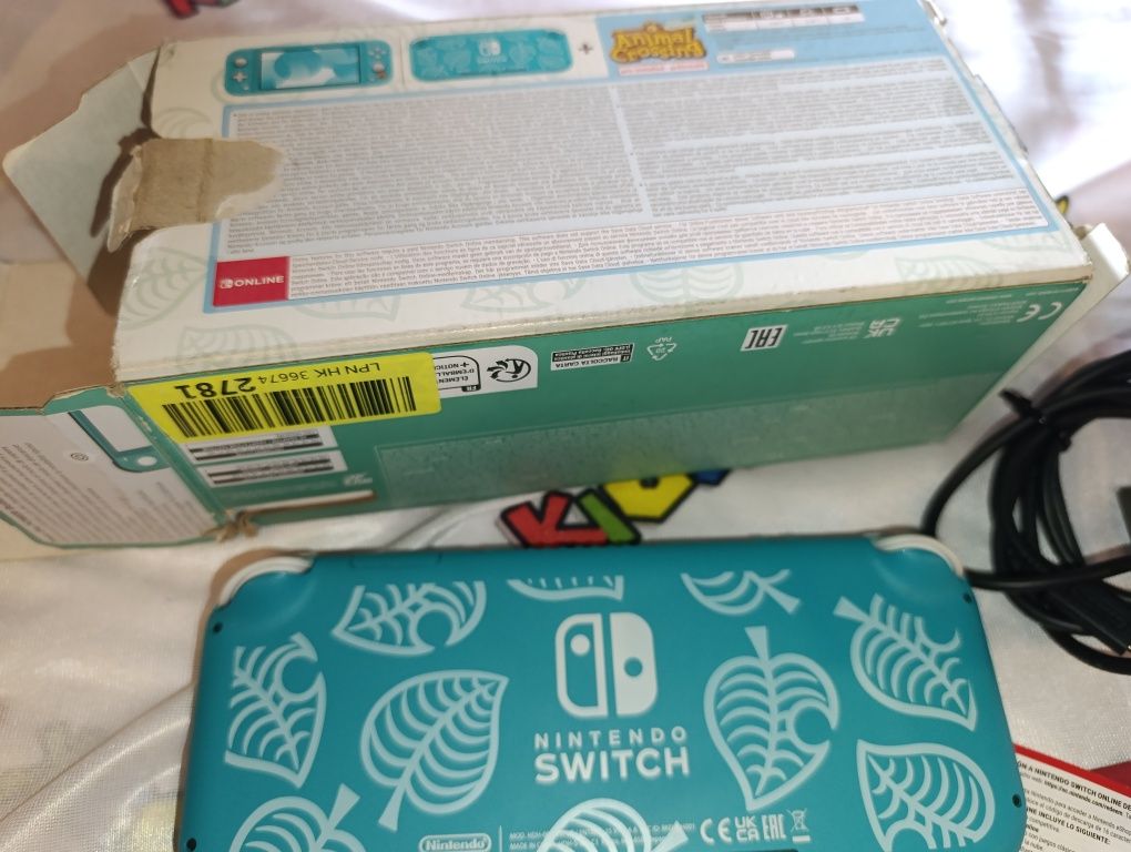 Konsola Nintendo Switch Lite edycja Animal Crossing ładny stan sprawna
