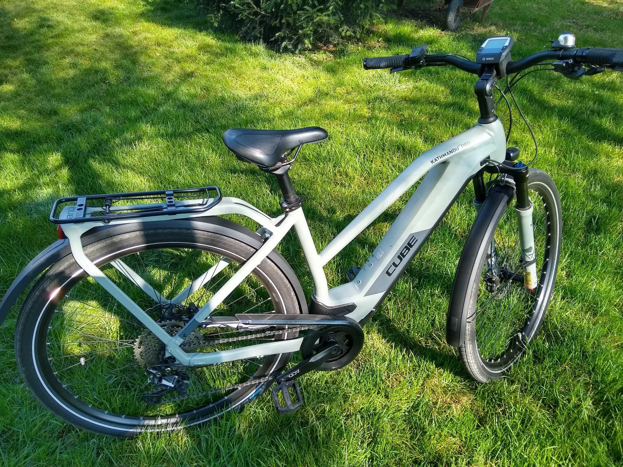 Rower elektryczny Cube Kathmandu Pro