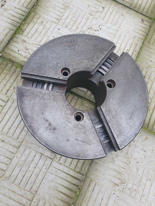 Патрон такарний 250мм з складу.