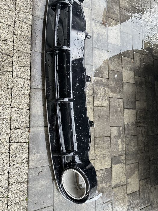 Dyfuzor Audi s6 a6c7 4g9  z koncówkami wydechu