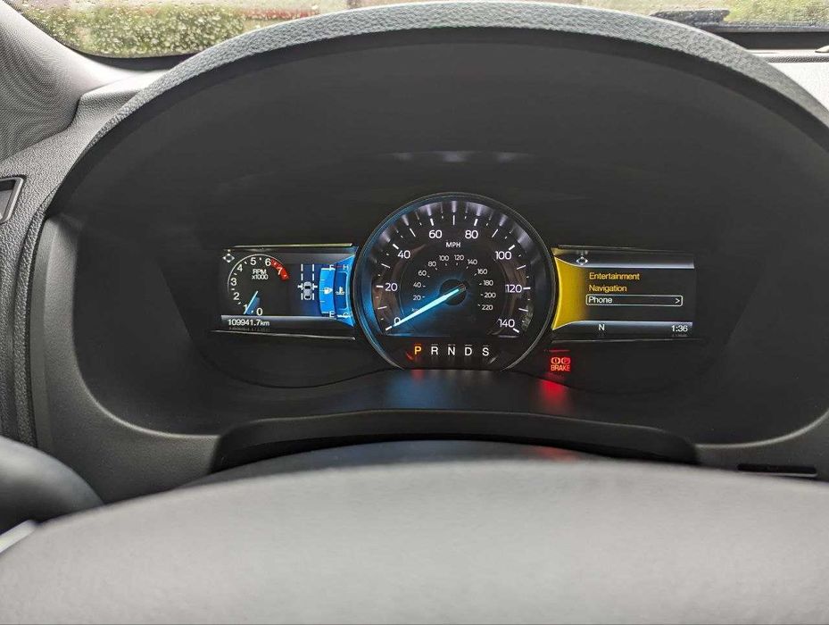 Щиток приборов / Приборная панель Ford Explorer 5 18-19 JB5T-10849-CF