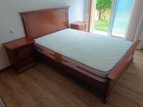 Mobília de quarto de casal em cerejeira