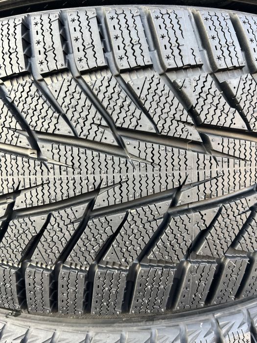 245/45r18 Hankook winter I*cept IZ 2 шини зимові нові комплект