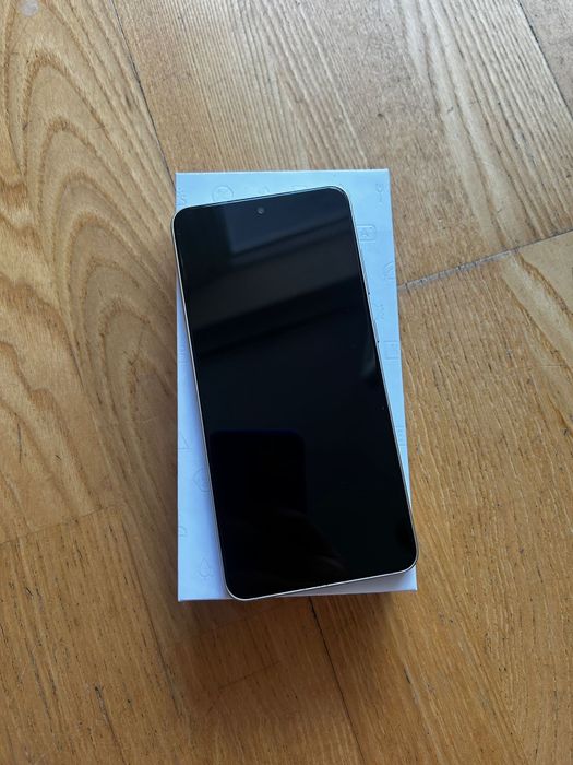 Samsung Galaxy S21 FE 5G 128/6 GB biały – Stan bardzo dobry