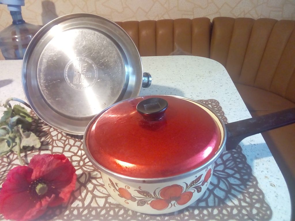 Кастрюли для кухни,протвни разные
