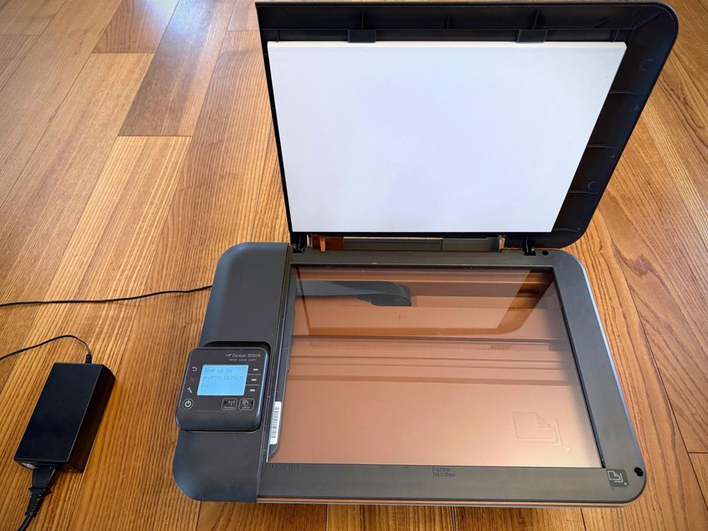 Drukarka HP Deskjet 3050A – Wi-Fi, skaner, kopiarka