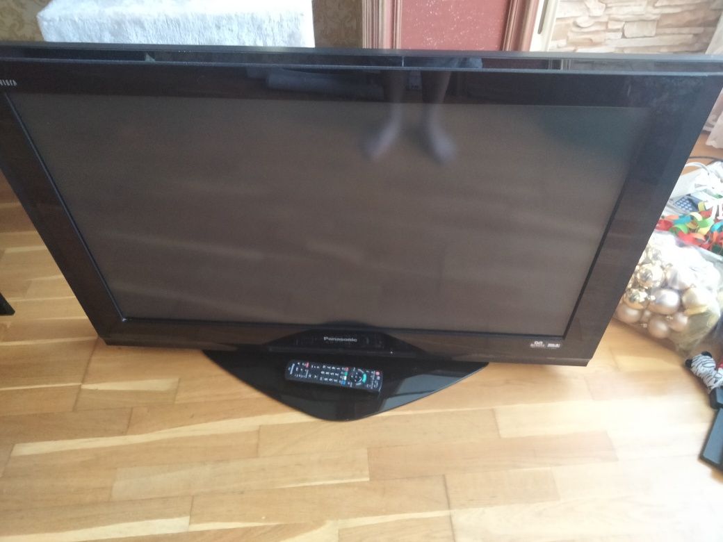 Телевизор, телевізор Panasonic TH - 42PZ700EA диагональ 42"