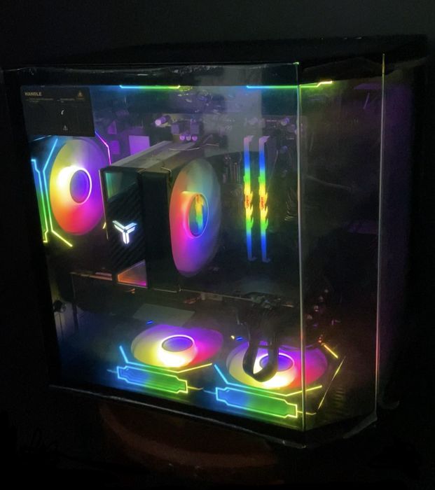 Корпус ПК QUBE Crystal