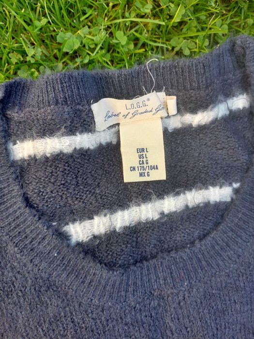 H&M. Granatowy sweter w białe kropki. Roz L